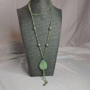 Green Aquamarine Beaded Necklace Wit Tassel End